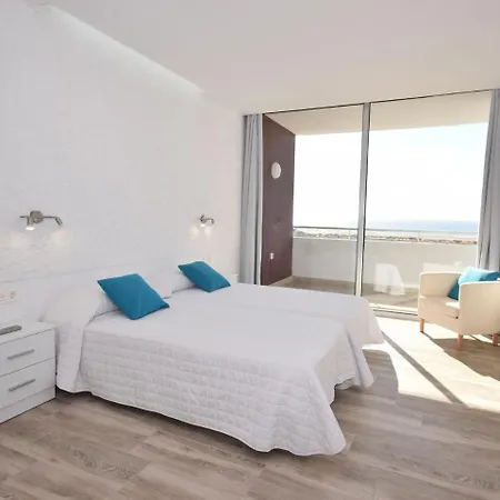 Spacious And Modern In Solana Matorral With Terrace *