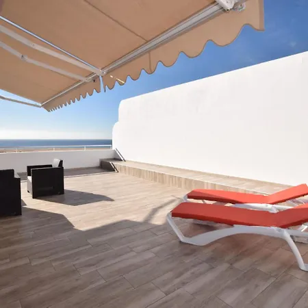 Apartment Spacious And Modern In Solana Matorral With Terrace